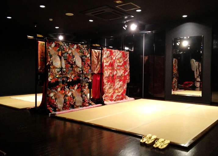 Exterior photo of Kozaburo Wedding's Tsuruga store